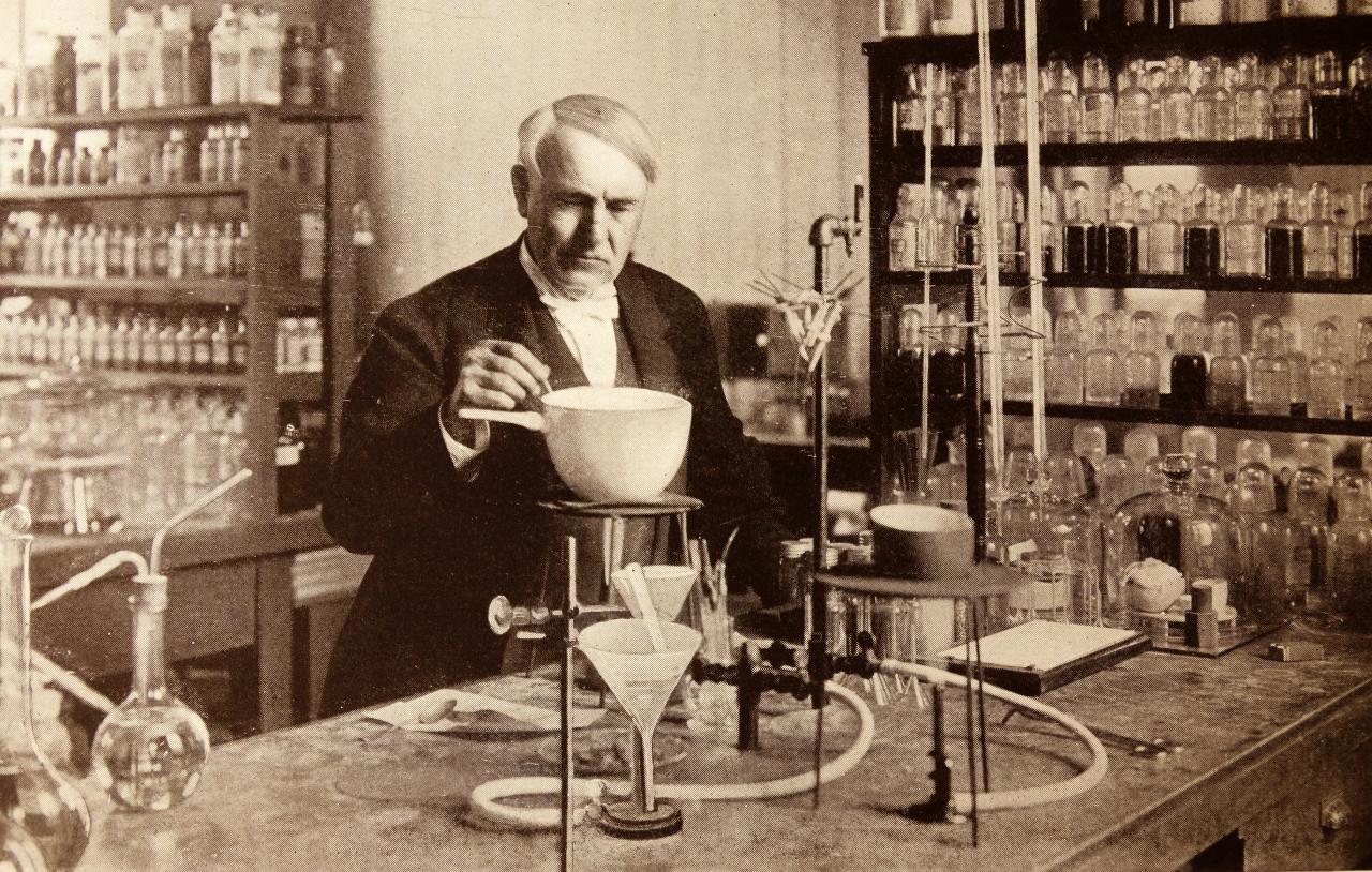 The 2 Lessons Every Entrepreneur Can Learn From Thomas Edison by Stav